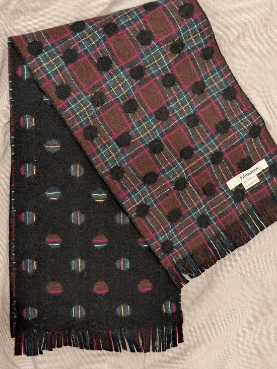 Johnstons Accessories - Johnstons 100% Lambswool Scarf, Scotland